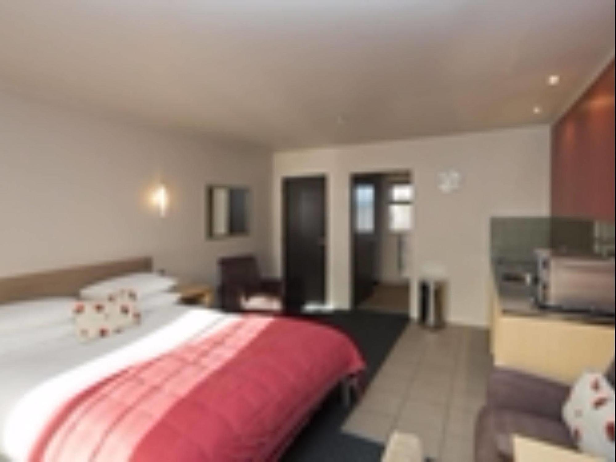 Bentleys Motor Inn Палмерстон-Норт Екстер'єр фото